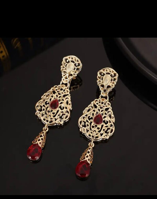 Boucles d’oreilles doré bordeaux
