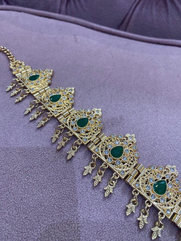 Bijoux de front doré vert – Image 2