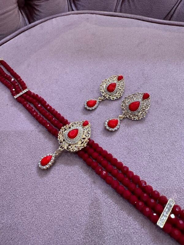 Parure ras de cou Beldi doré bordeaux