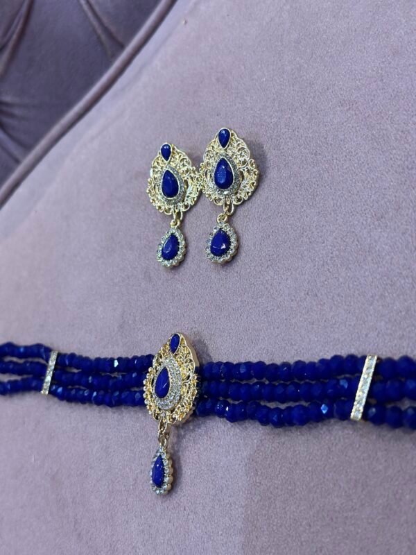 Parure ras de cou bleu et doré