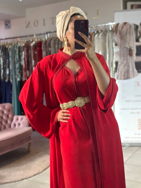 Caftan rouge